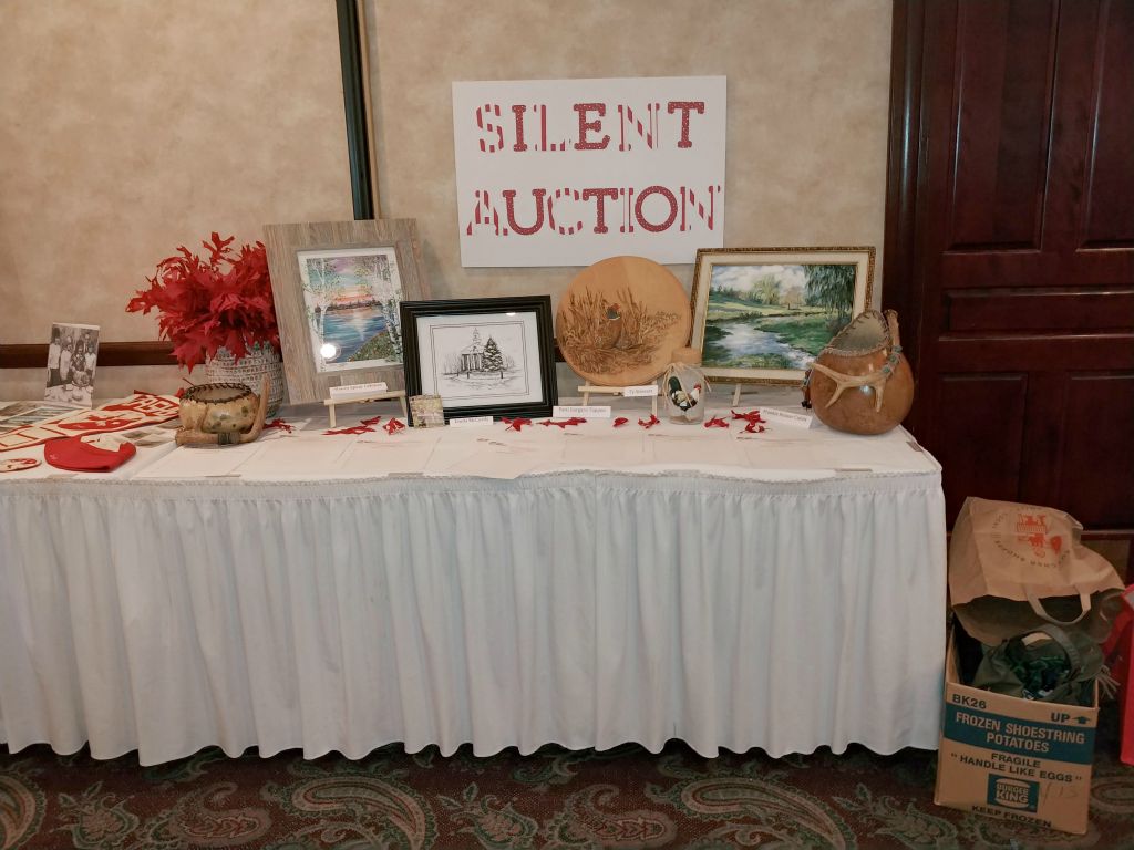 The "SILENT AUCTION" Display - Submitted by Linda Rotz Weldon